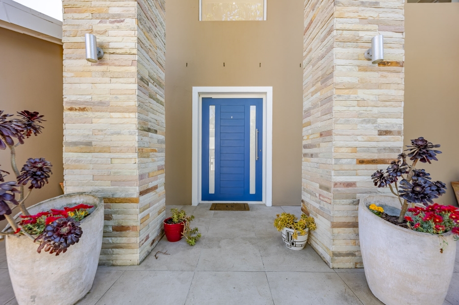 5 Bedroom Property for Sale in Kenilworth Upper Western Cape